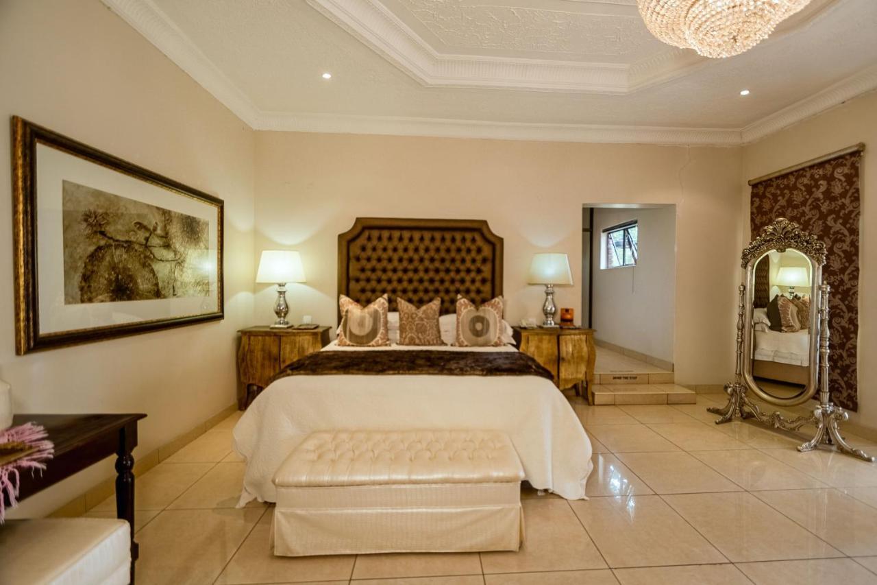 The Victoria Falls Deluxe Suites Bagian luar foto