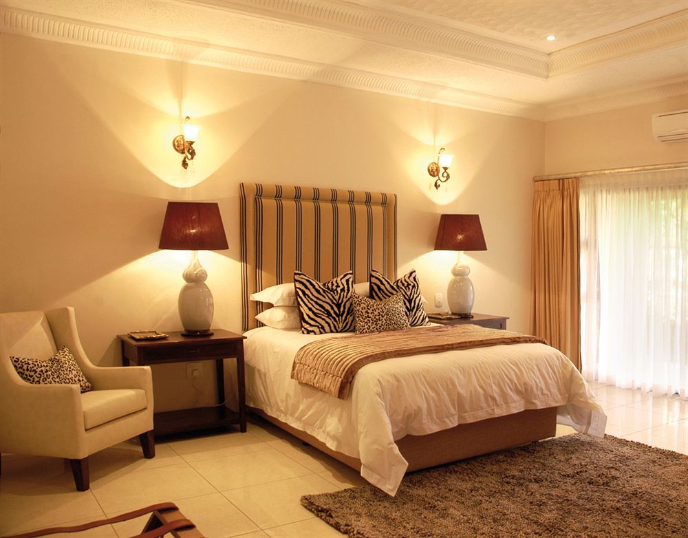 The Victoria Falls Deluxe Suites Bagian luar foto